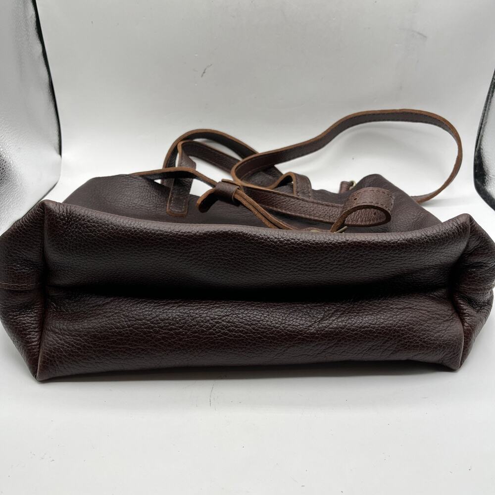 Portland Leather Goods Crossbody Medium Tote Bag Nutmeg Brown Pebble Leather - Picture 4 of 8